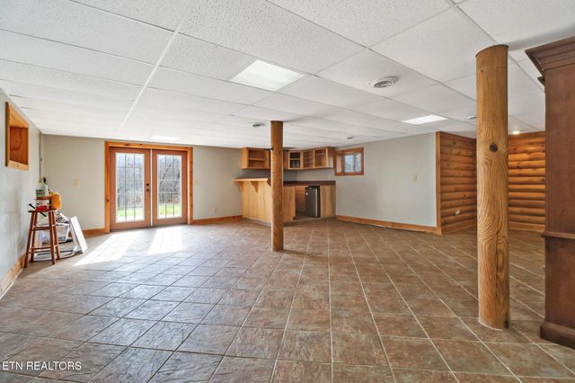 587 Flat Fork Rd, Wartburg, TN 37887