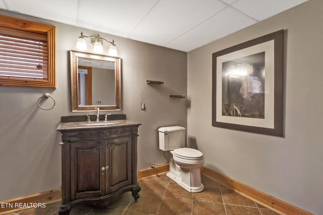 587 Flat Fork Rd, Wartburg, TN 37887