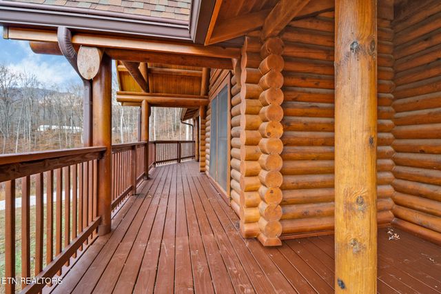 587 Flat Fork Rd, Wartburg, TN 37887