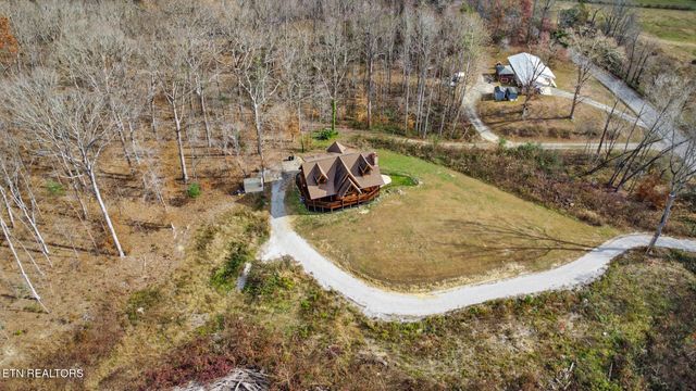 587 Flat Fork Rd, Wartburg, TN 37887