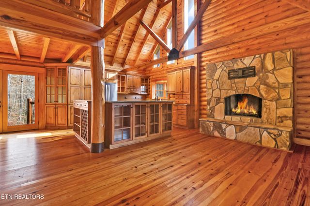 587 Flat Fork Rd, Wartburg, TN 37887