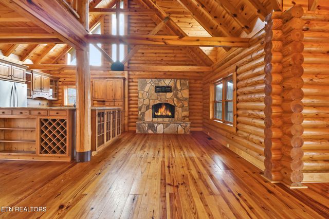 587 Flat Fork Rd, Wartburg, TN 37887