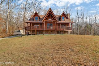 587 Flat Fork Rd, Wartburg, TN 37887