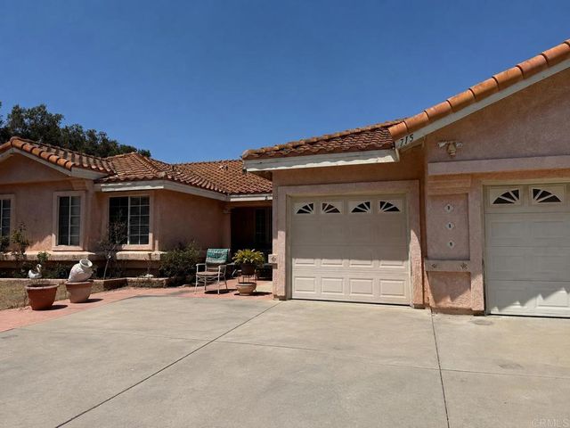 715 marsopa Drive, Vista, CA 92081