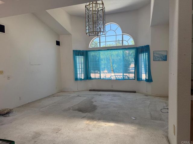 715 marsopa Drive, Vista, CA 92081