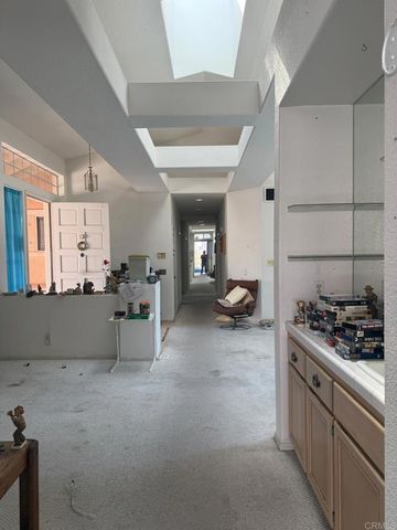 715 marsopa Drive, Vista, CA 92081