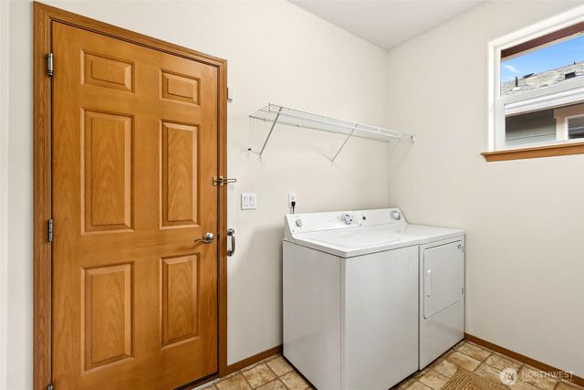 8232 Bainbridge Loop NE, Lacey, WA 98516