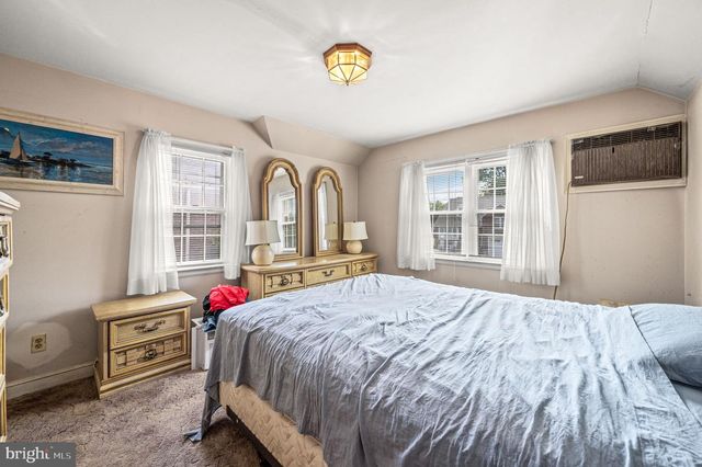 1460 SUNSET DR, Pottstown, PA 19464