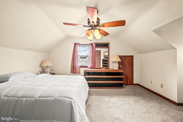 1460 SUNSET DR, Pottstown, PA 19464