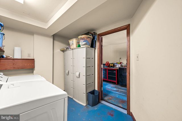 1460 SUNSET DR, Pottstown, PA 19464