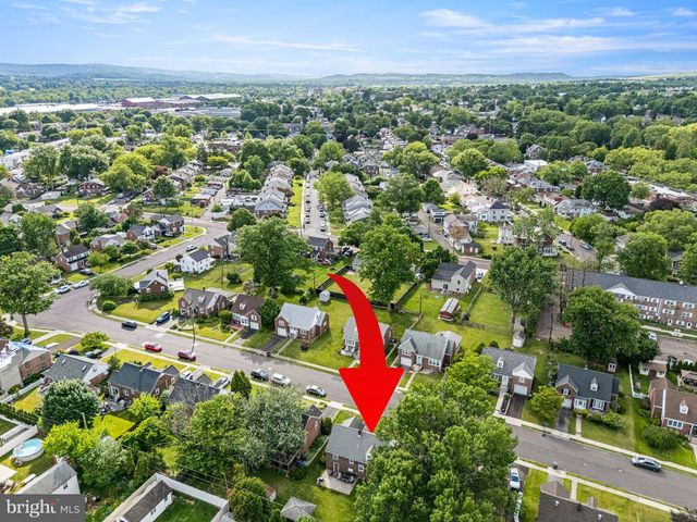 1460 SUNSET DR, Pottstown, PA 19464