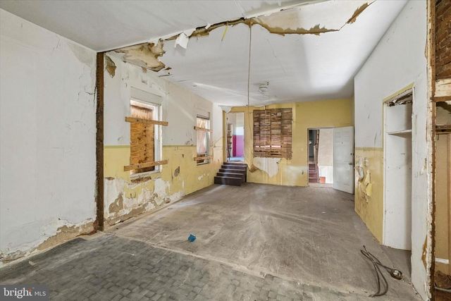 4030 W GIRARD AVE, Philadelphia, PA 19104