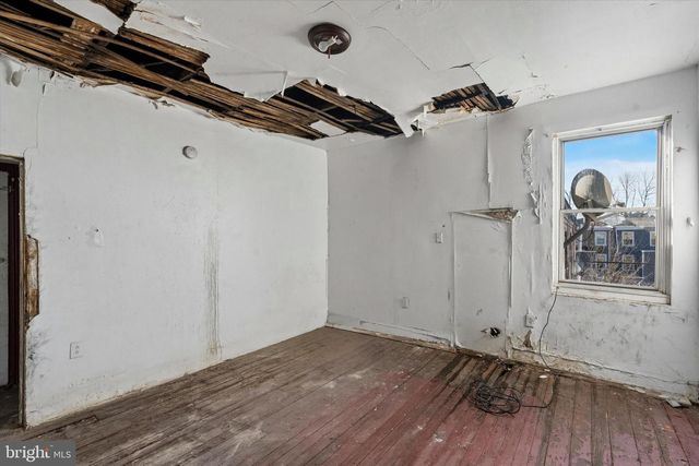 4030 W GIRARD AVE, Philadelphia, PA 19104