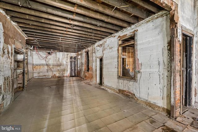 4030 W GIRARD AVE, Philadelphia, PA 19104