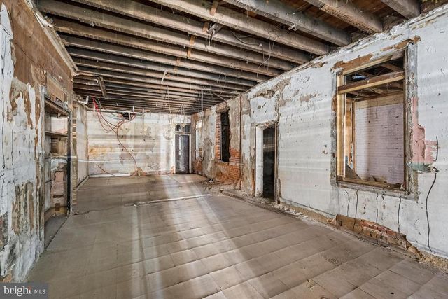 4030 W GIRARD AVE, Philadelphia, PA 19104