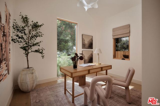 534 N Bronson Avenue, Los Angeles, CA 90004