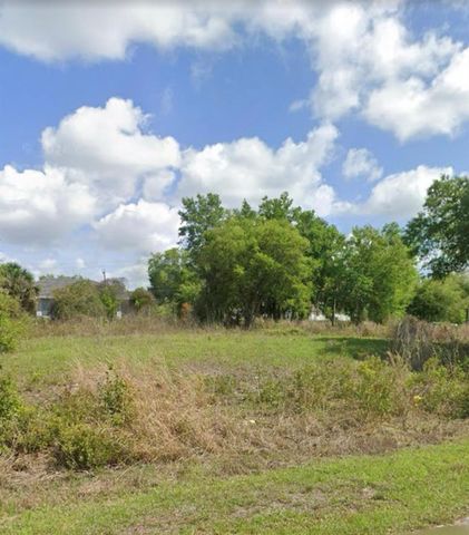 295 GLENGARY CIRCLE, Punta Gorda, FL 33982