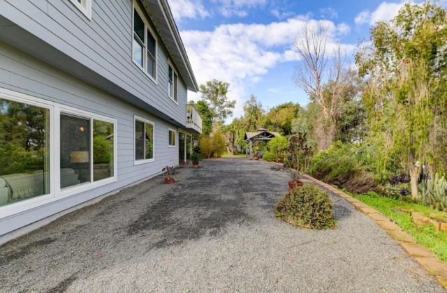 2278 Bautista Avenue, Vista, CA 92084