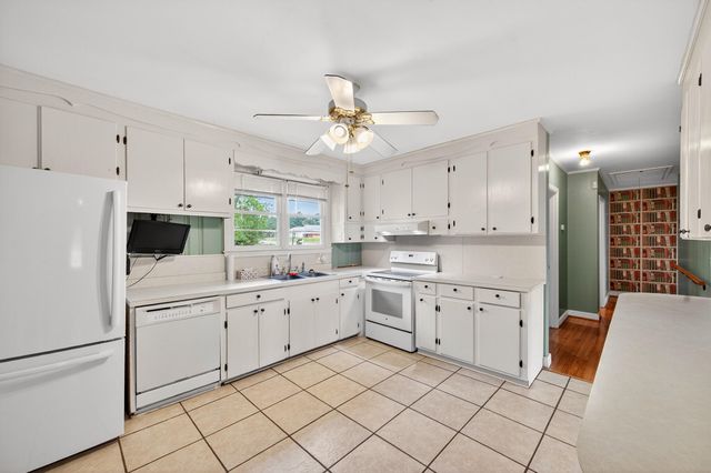 18 Chestnut Avenue, Denmark, SC 29042