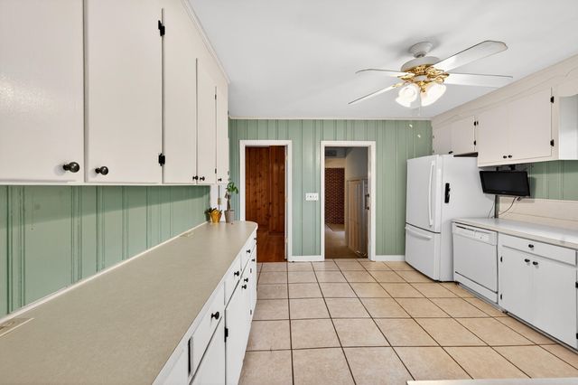 18 Chestnut Avenue, Denmark, SC 29042