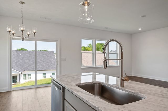 101 Riverview Run, Madison, TN 37115