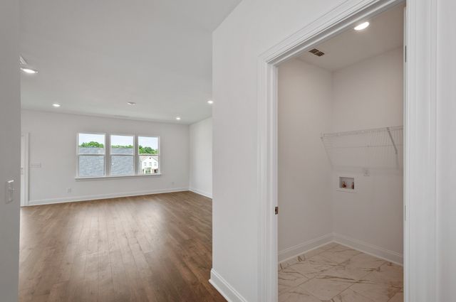 101 Riverview Run, Madison, TN 37115