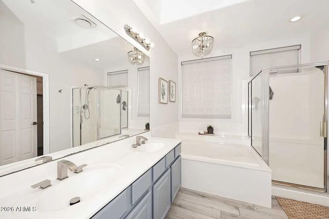 7631 E LOS GATOS Drive, Scottsdale, AZ 85255