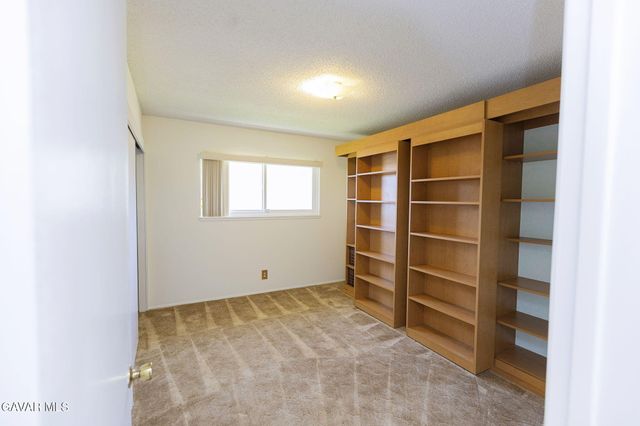 646 E Pillsbury Street, Lancaster, CA 93535