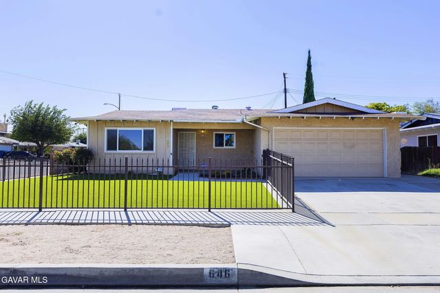 646 E Pillsbury Street, Lancaster, CA 93535