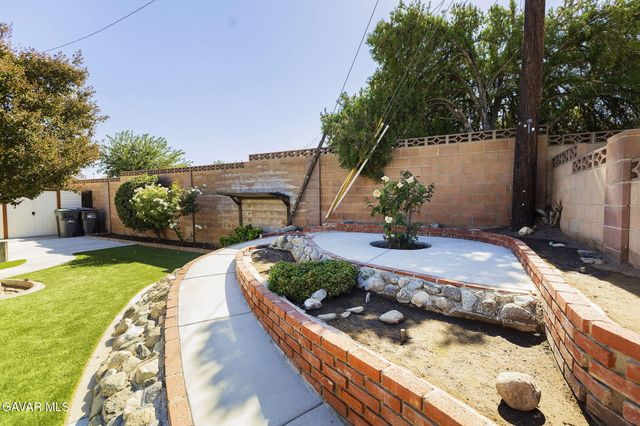 646 E Pillsbury Street, Lancaster, CA 93535
