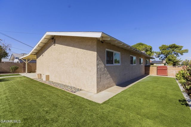 646 E Pillsbury Street, Lancaster, CA 93535
