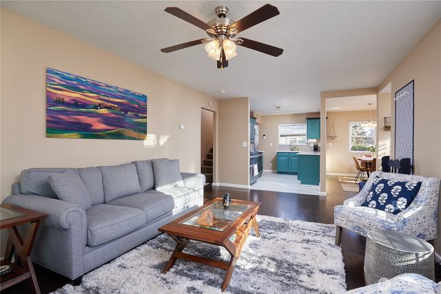 123 E Maple Street, Walla Walla, WA 99362