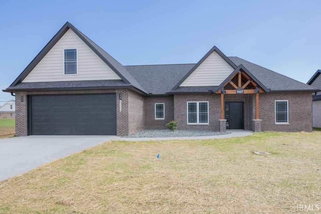 3527 Sand Drive, Newburgh, IN 47630