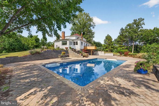 7201 SASSCER LN, Upper Marlboro, MD 20772