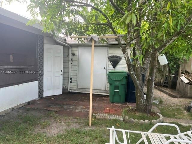 17861 SW 112th Place, Miami, FL 33157