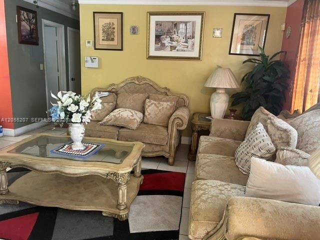 17861 SW 112th Place, Miami, FL 33157