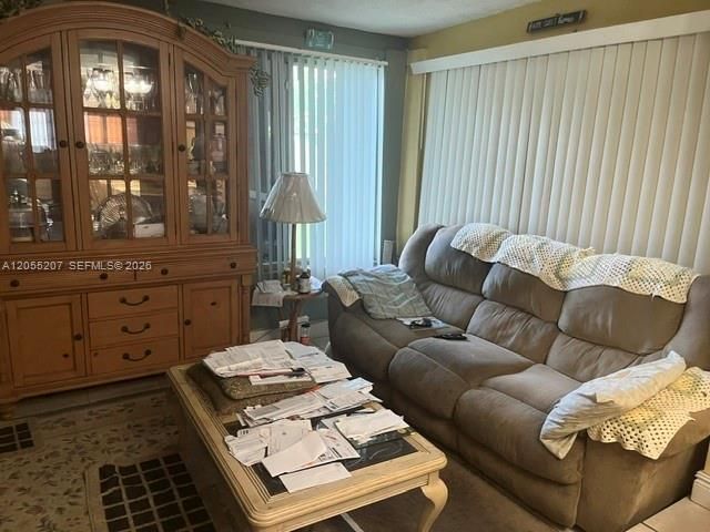 17861 SW 112th Place, Miami, FL 33157
