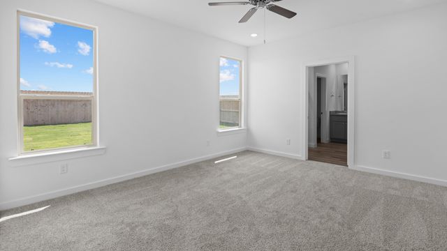 8536 Big Apple Drive, Fort Worth, TX 76179