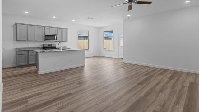 8536 Big Apple Drive, Fort Worth, TX 76179