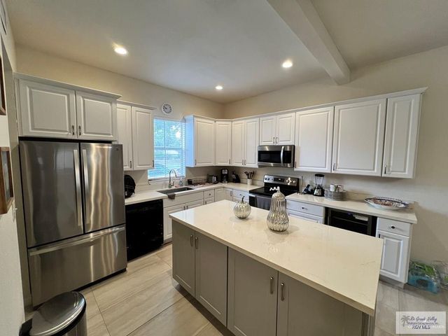 4601 Carmen Avenue, Rancho Viejo, TX 78575