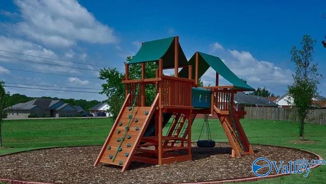 336 NE Jackson Point Circle NE, New Market, AL 35811