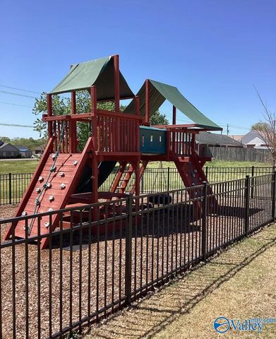 336 NE Jackson Point Circle NE, New Market, AL 35811