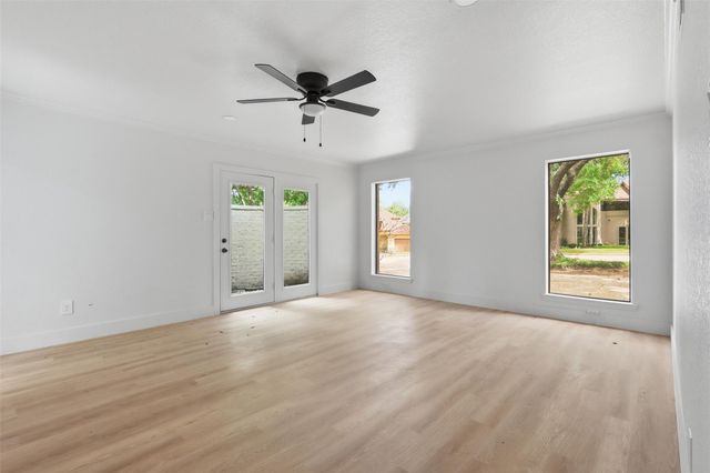 190 Dawns Edge Drive, Conroe, TX 77356