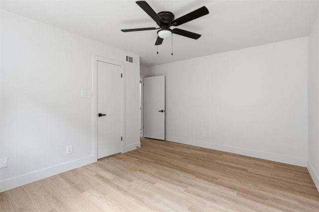 190 Dawns Edge Drive, Conroe, TX 77356