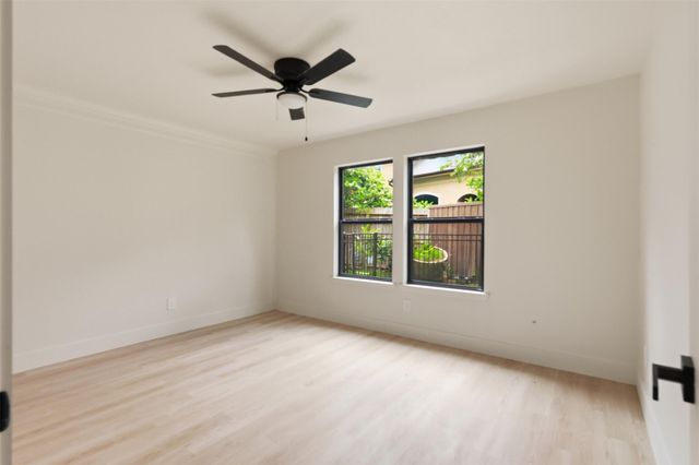 190 Dawns Edge Drive, Conroe, TX 77356