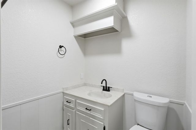 190 Dawns Edge Drive, Conroe, TX 77356