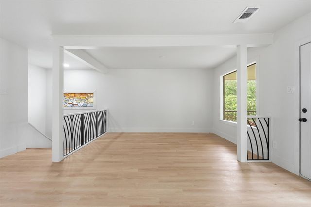 190 Dawns Edge Drive, Conroe, TX 77356