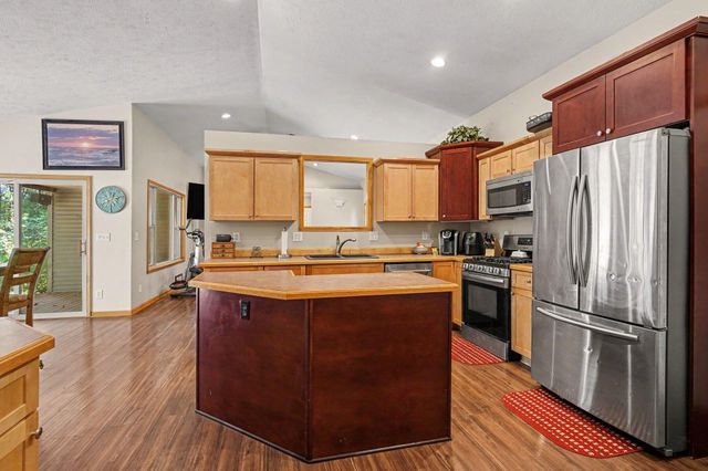416 E River Road, Dalton Twp, MI 49445