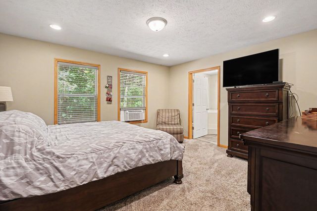 416 E River Road, Dalton Twp, MI 49445