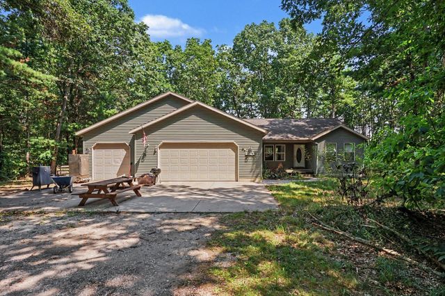 416 E River Road, Dalton Twp, MI 49445